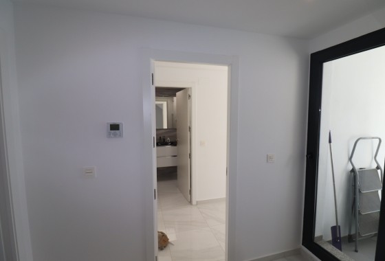 Resale - Freistehende Villa -
Bigastro