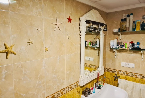 Herverkoop - Appartement / Flat -
Torrevieja - Centro