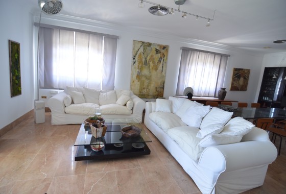 Resale - Freistehende Villa -
Torrevieja - Torreta-Florida