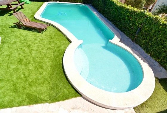 Resale - Freistehende Villa -
Torrevieja - Torreta-Florida