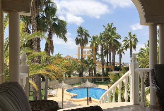 Sprzedaż - Willa wolnostojąca -
Rojales - La Marquesa