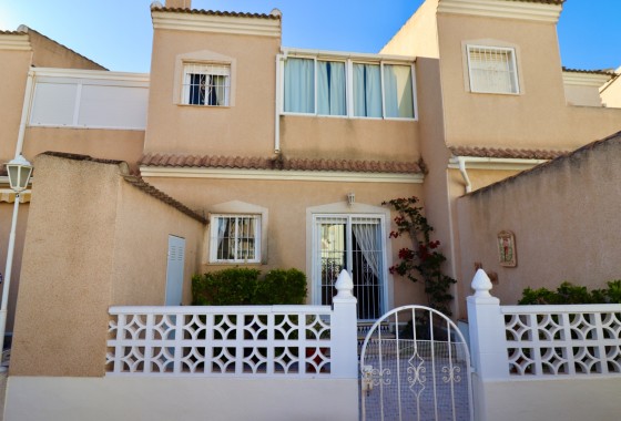 Resale - Stadthaus -
Ciudad Quesada - Rojales - Doña Pepa