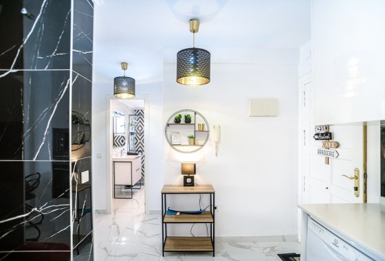 Herverkoop - Appartement / Flat -
Torrevieja - Punta Prima