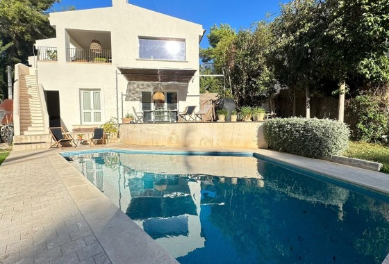 Sprzedaż - Willa wolnostojąca -
Costa de la Calma - Calvià