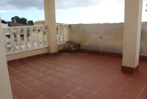 Herverkoop - Halfvrijstaande villa -
Algorfa - Montemar