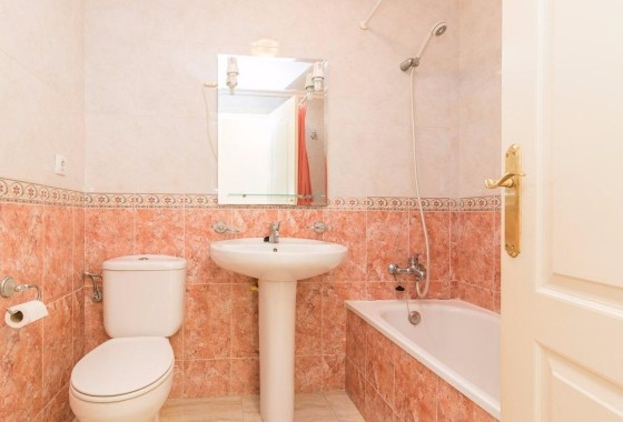 Venta - Apartamento / Piso -
Torrevieja - Centro
