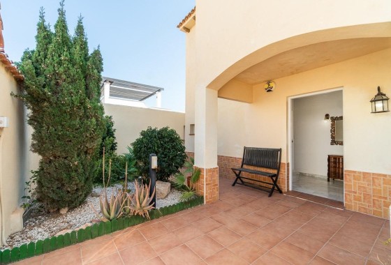 Revente - Villa Individuelle -
Torrevieja - Cala de cabo cervera
