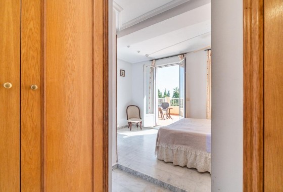 Revente - Villa Individuelle -
Torrevieja - Cala de cabo cervera