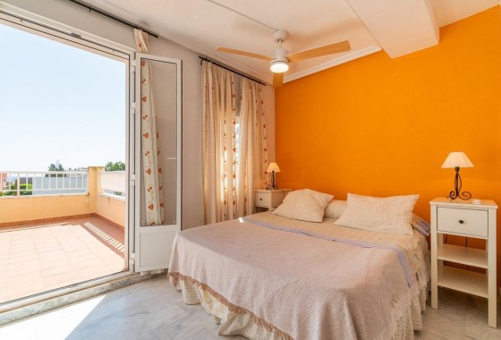 Revente - Villa Individuelle -
Torrevieja - Cala de cabo cervera