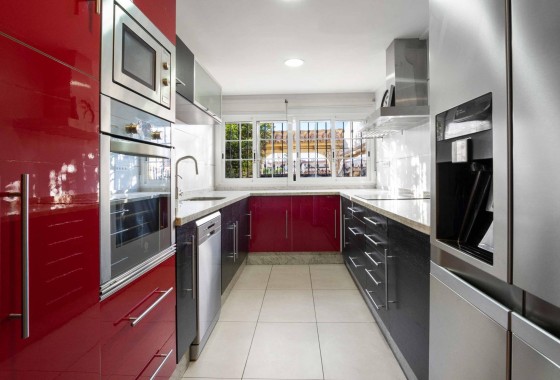 Sale - Town house -
Orihuela Costa - Los Almendros-La Florida