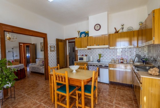 Wiederverkauf - Finca / Landhaus -
Fortuna