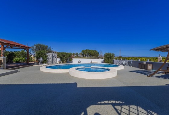Sale - Finca Country Property -
Jacarilla