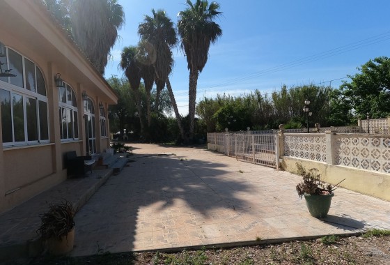Herverkoop - Detached Villa -
Dolores