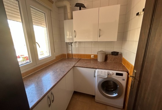 Herverkoop - Vrijstaande Villa -
Algorfa - Lomas de Juliana