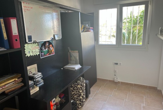 Herverkoop - Vrijstaande Villa -
Algorfa - Lomas de Juliana