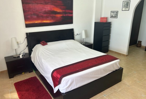 Herverkoop - Vrijstaande Villa -
Algorfa - Lomas de Juliana