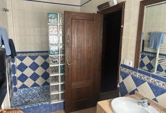 Herverkoop - Vrijstaande Villa -
Algorfa - Lomas de Juliana