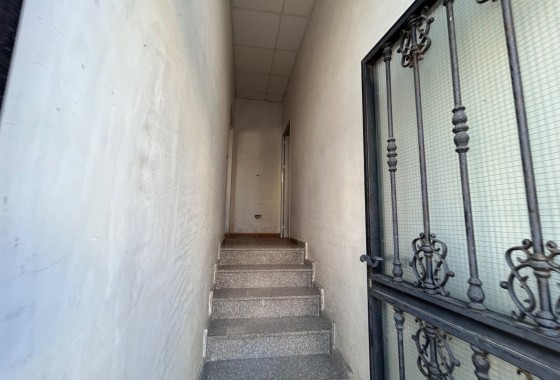 Herverkoop - Commercieel -
Jacarilla