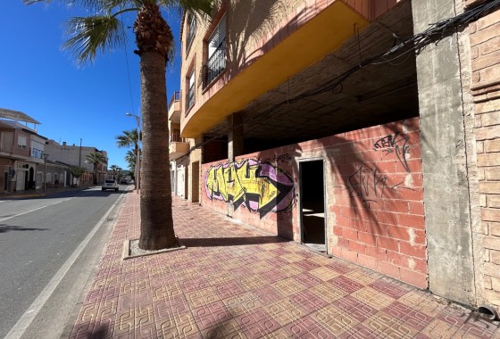 Herverkoop - Commercieel -
Jacarilla