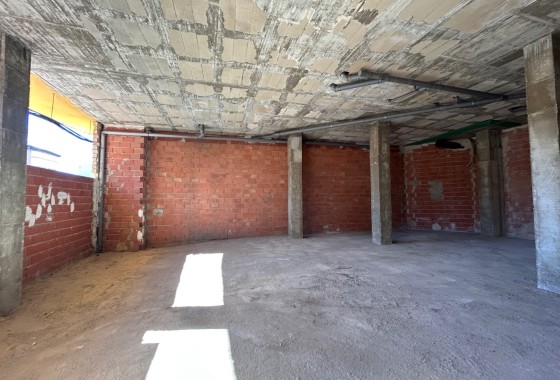 Herverkoop - Commercieel -
Jacarilla