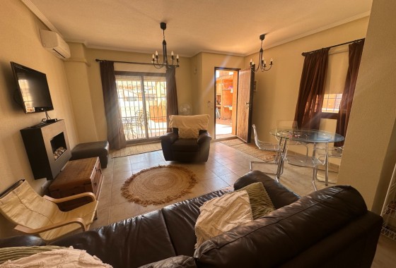 Revente - Appartement -
Torrevieja - Aguas Nuevas