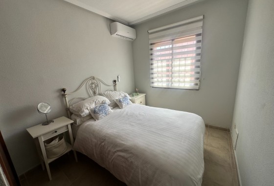 Revente - Appartement -
Torrevieja - Aguas Nuevas