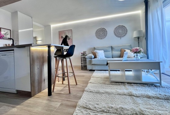 Revente - Appartement -
Torrevieja - Punta Prima