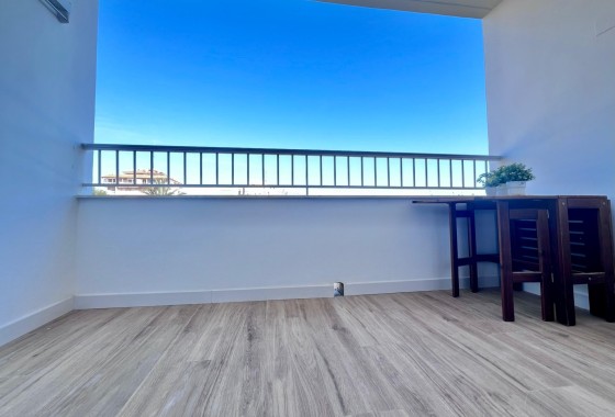 Revente - Appartement -
Torrevieja - Punta Prima