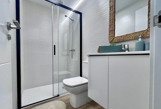 Revente - Appartement -
Torrevieja - Punta Prima