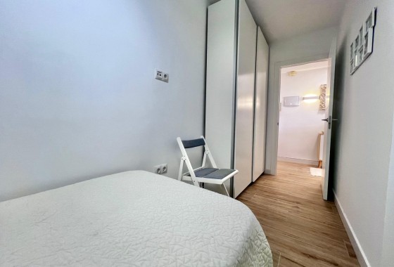 Revente - Appartement -
Torrevieja - Punta Prima