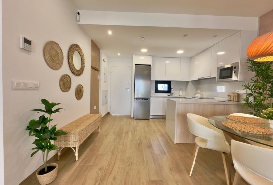 Herverkoop - Appartement / Flat -
Torrevieja - Los balcones