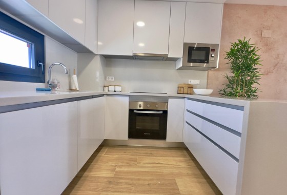 Herverkoop - Appartement / Flat -
Torrevieja - Los balcones