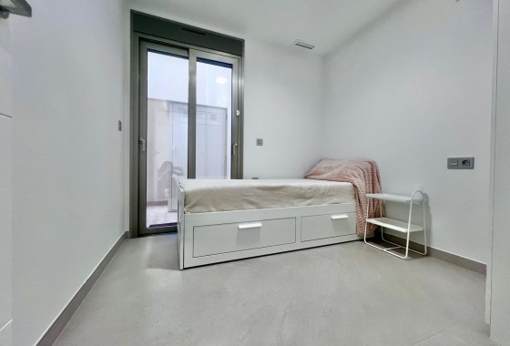 Resale - Wohnung / Appartement -
Torrevieja - torrevieja