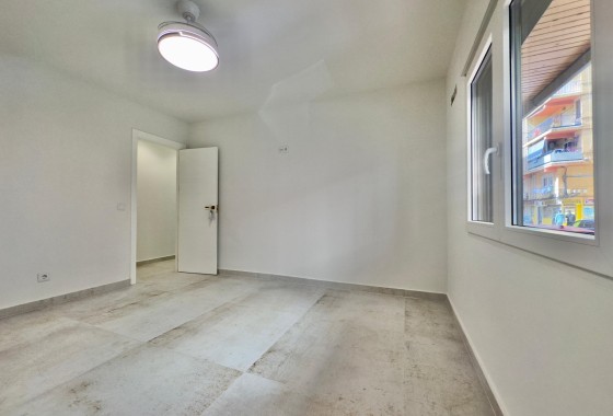 Herverkoop - Appartement / Flat -
Torrevieja - Acequion