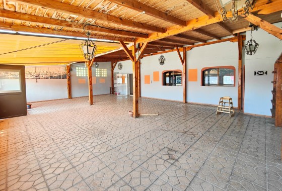 Venta - Comercial -
Torrevieja - La Siesta - El Chaparral - San Luis