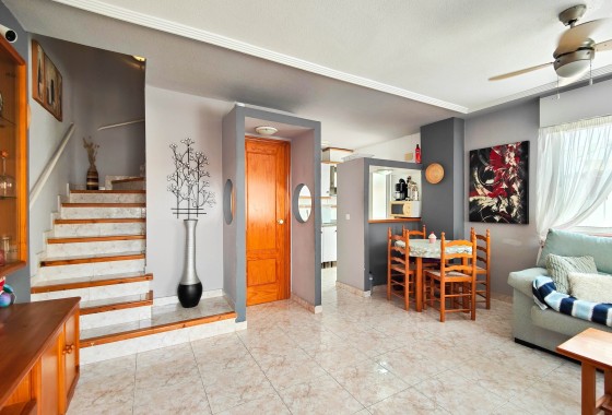 Venta - Casa de pueblo -
Orihuela Costa - Los Altos