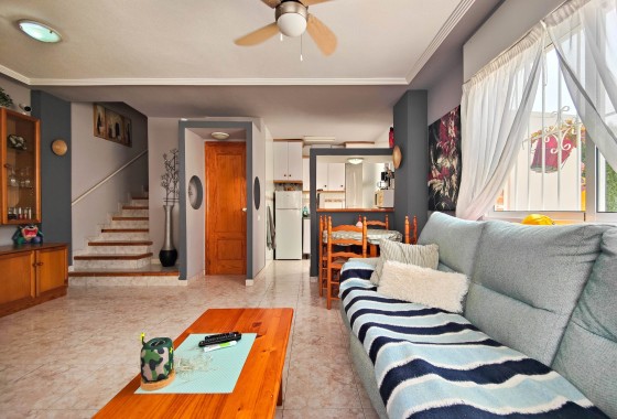 Venta - Casa de pueblo -
Orihuela Costa - Los Altos