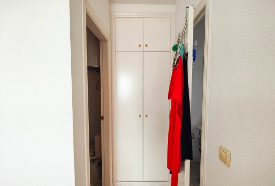 Resale - Wohnung / Appartement -
Torrevieja - Punta Prima