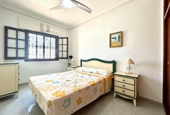 Herverkoop - Vrijstaande Villa -
Orihuela Costa - La Zenia