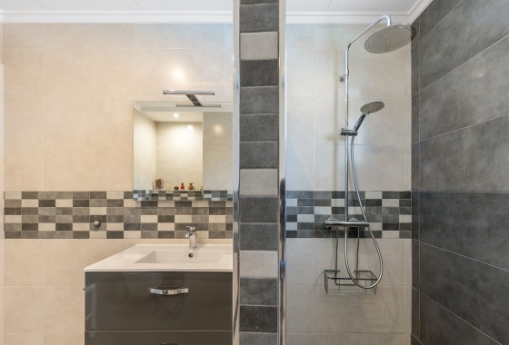 Herverkoop - Vrijstaande Villa -
Orihuela Costa - Punta Prima