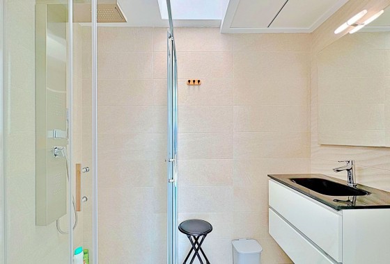 Venta - Casa de pueblo -
Torrevieja - Los Balcones