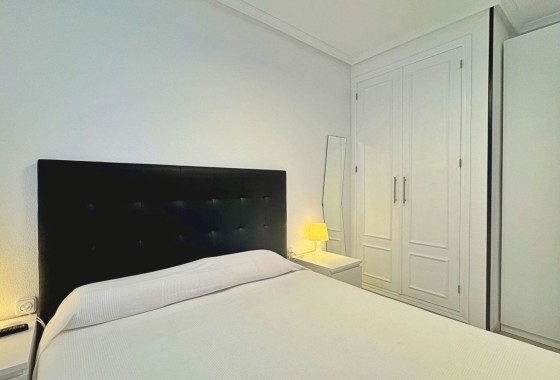 Herverkoop - Appartement / Flat -
Torrevieja - La Mata