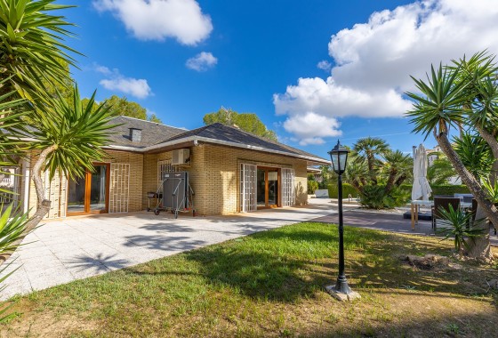 Venta - Chalet Independiente -
Orihuela Costa - Las Filipinas