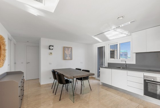 Revente - Appartement -
Torrevieja - Punta Prima