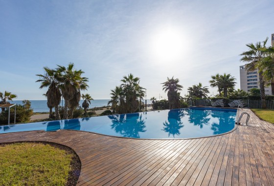 Revente - Appartement -
Torrevieja - Punta Prima