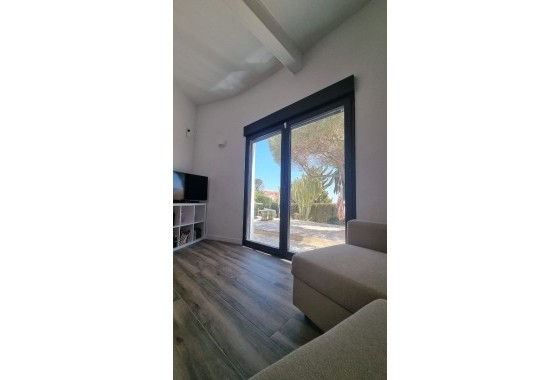 Herverkoop - Vrijstaande Villa -
Rojales - Ciudad Quesada