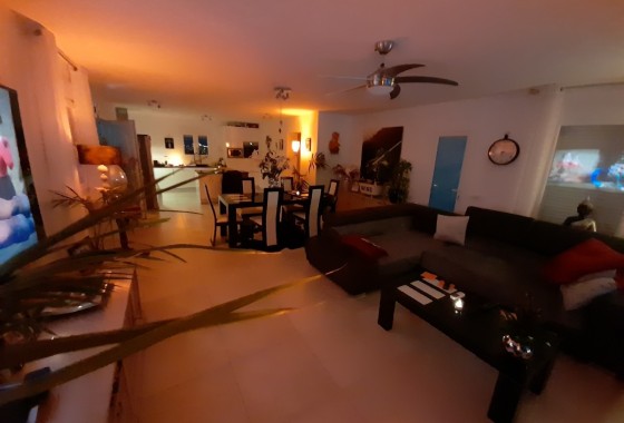 Herverkoop - Vrijstaande Villa -
Rojales - Ciudad Quesada