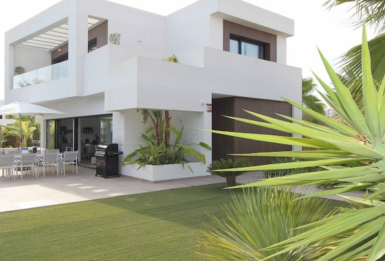 Herverkoop - Vrijstaande Villa -
Rojales - Ciudad Quesada