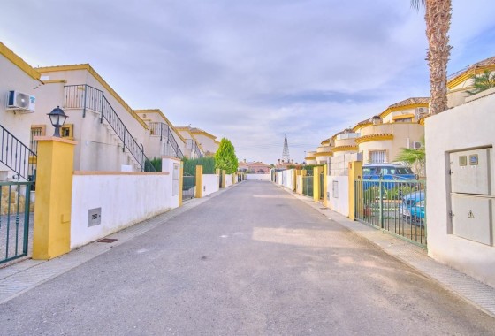 Revente - Villa Individuelle -
Los Montesinos - La Herrada
