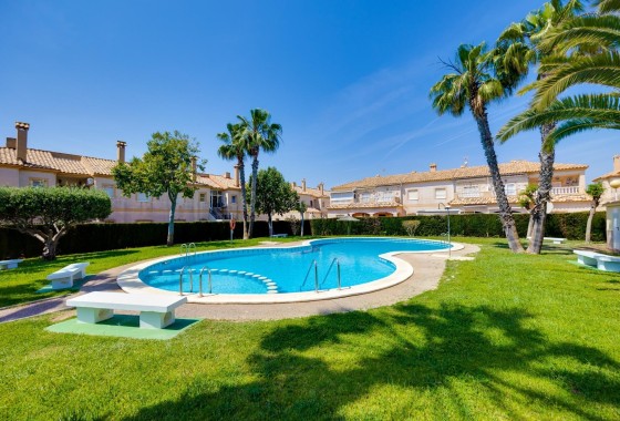 Resale - Wohnung / Appartement -
Torrevieja - Aguas Nuevas